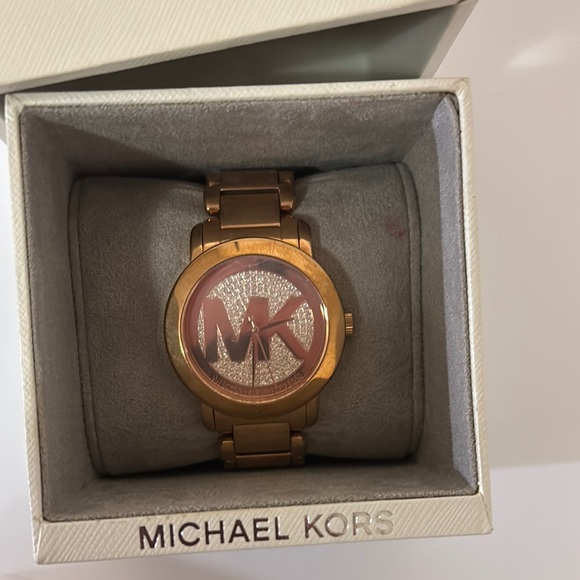 Michael Kors Gold and Silver Watch - Picture 1 of 3